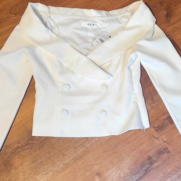 ASTR The Label White Off the Shoulder with Side Zipper - Picture 1 of 4
